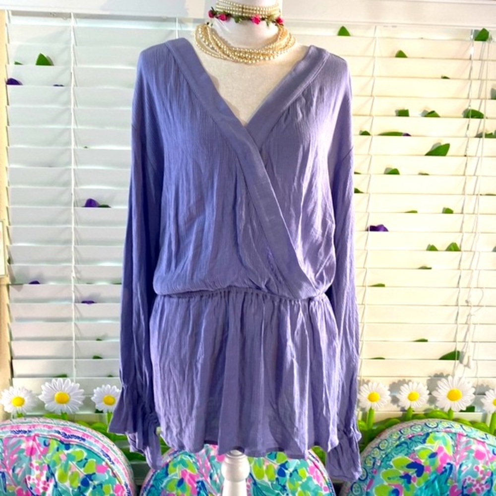 Gift Sold tnester Avi & Viv periwinkle wrap top
